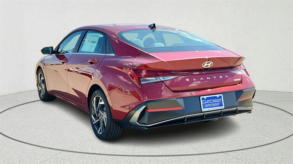 new 2025 Hyundai Elantra car, priced at $27,110