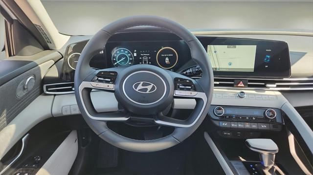 new 2025 Hyundai Elantra car, priced at $31,580