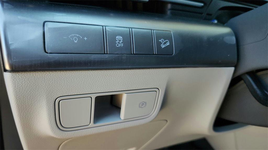 new 2026 Hyundai Kona car, priced at $26,335