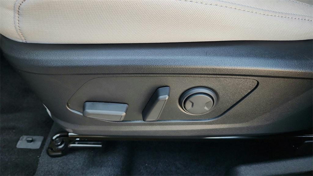 new 2025 Hyundai Tucson car, priced at $37,915