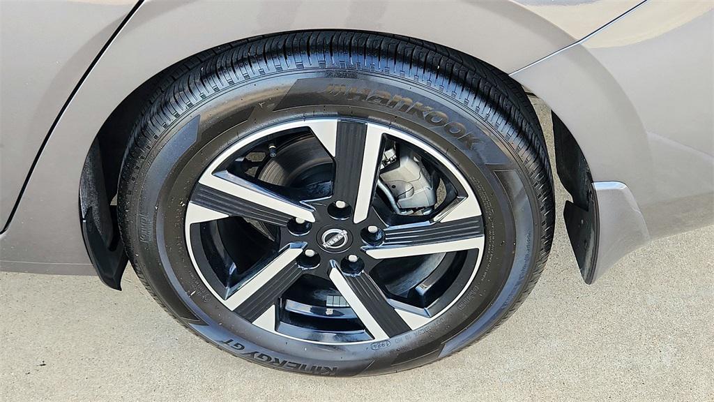 used 2025 Nissan Sentra car, priced at $19,200