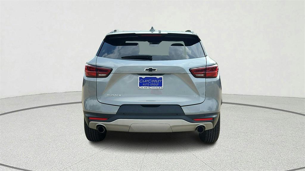 used 2024 Chevrolet Blazer car