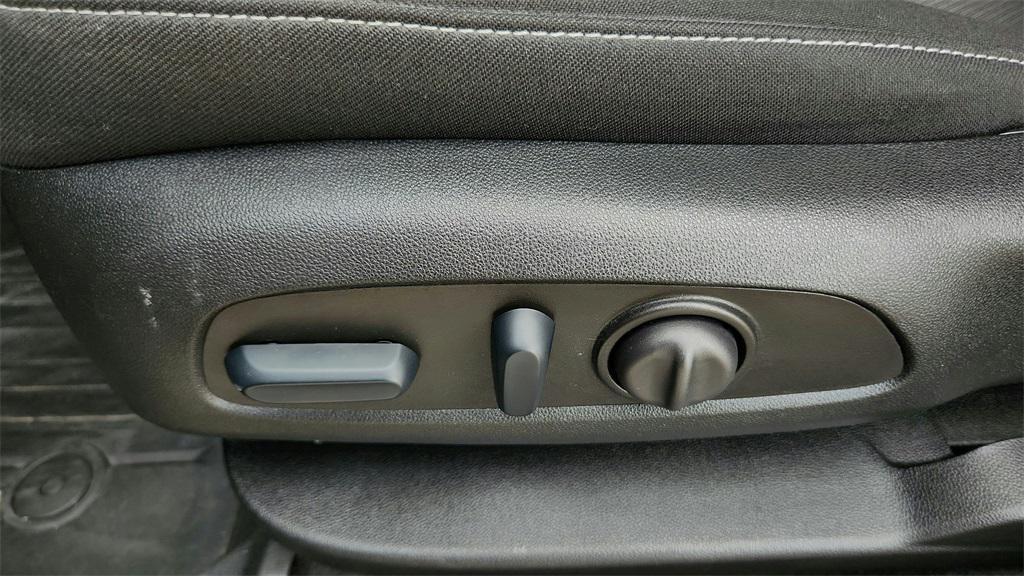 used 2024 Chevrolet Blazer car