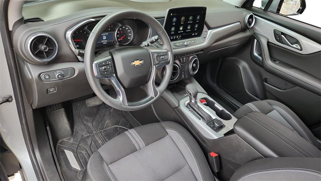 used 2024 Chevrolet Blazer car