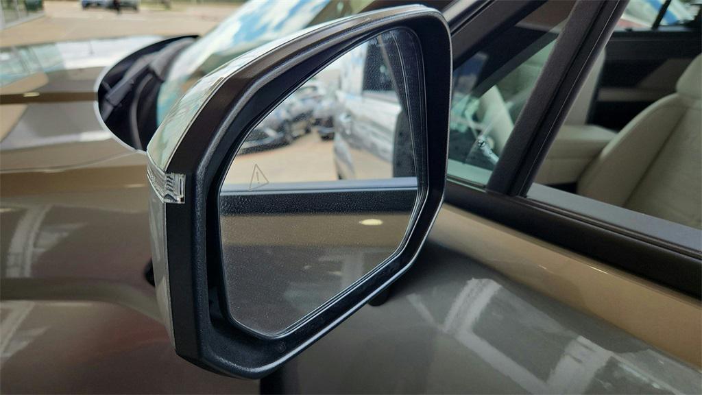 new 2025 Hyundai Santa Fe car, priced at $43,564