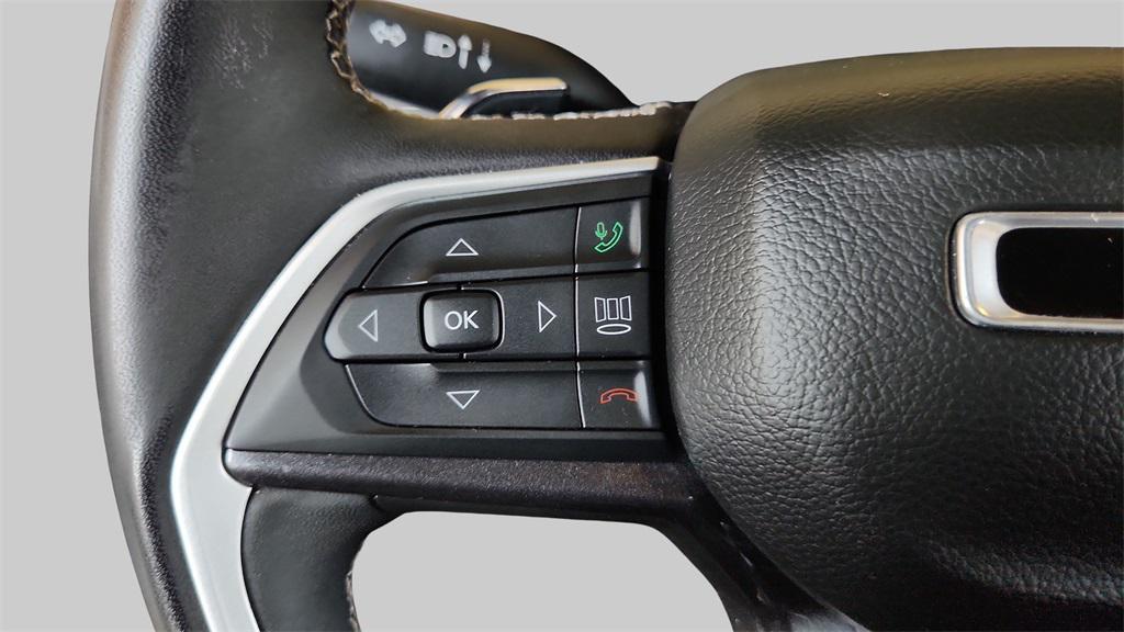 used 2023 Jeep Grand Cherokee car, priced at $30,900