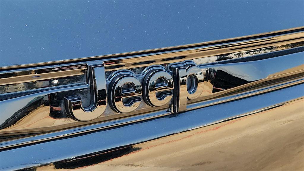 used 2023 Jeep Grand Cherokee car, priced at $30,900