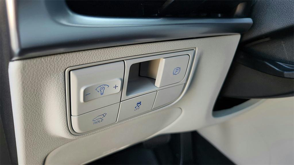 new 2026 Hyundai Tucson car, priced at $38,065