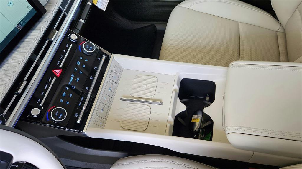 new 2025 Hyundai SANTA FE HEV car, priced at $48,969