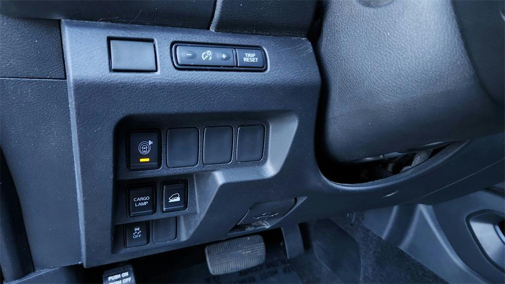 used 2022 Nissan Frontier car, priced at $27,544