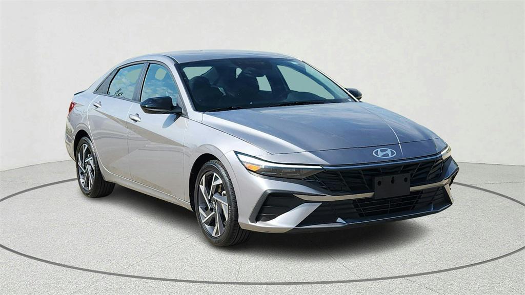 used 2025 Hyundai Elantra car, priced at $22,004