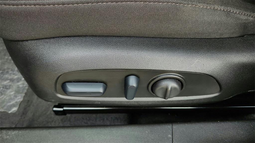 used 2024 Chevrolet Malibu car, priced at $18,955