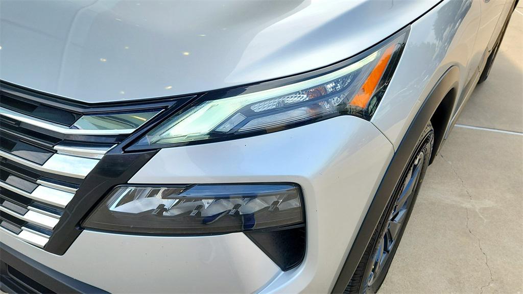 used 2024 Nissan Rogue car, priced at $21,305