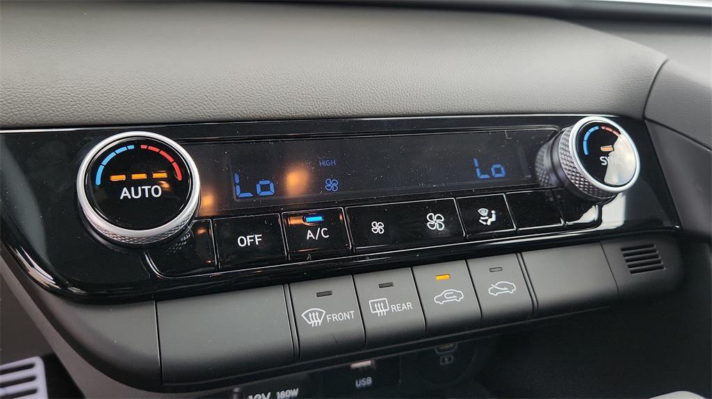 new 2025 Hyundai Elantra car, priced at $23,515
