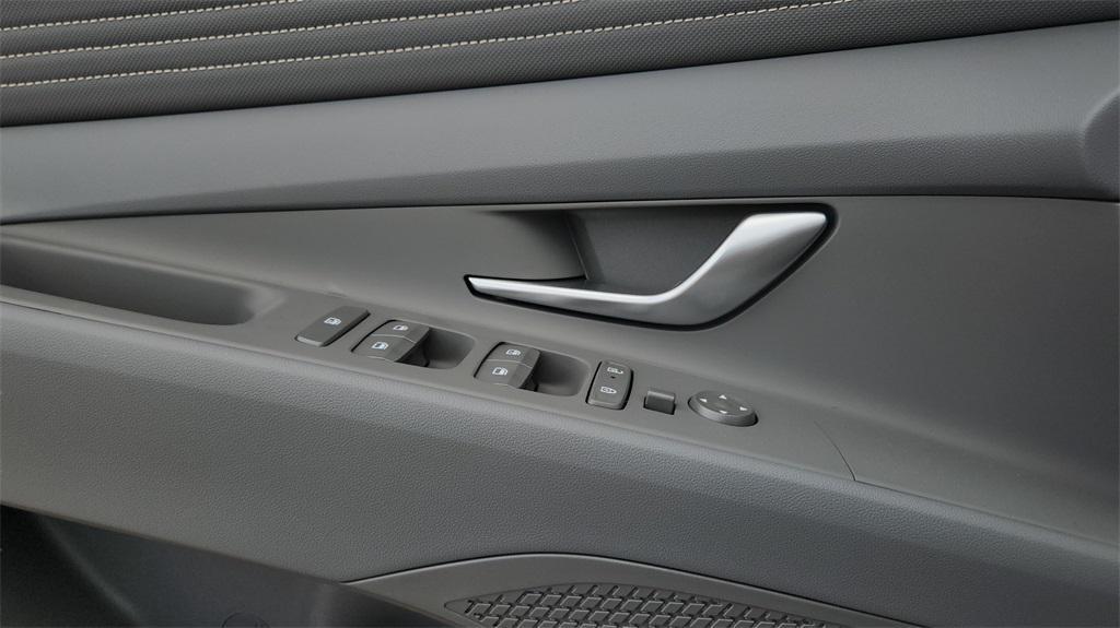 new 2025 Hyundai Elantra car, priced at $23,515