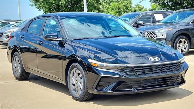 new 2024 Hyundai Elantra car, priced at $24,225