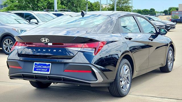 new 2024 Hyundai Elantra car, priced at $24,225