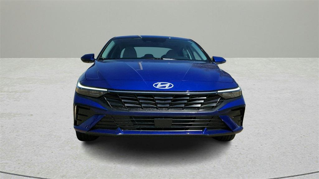 new 2025 Hyundai Elantra car, priced at $26,980