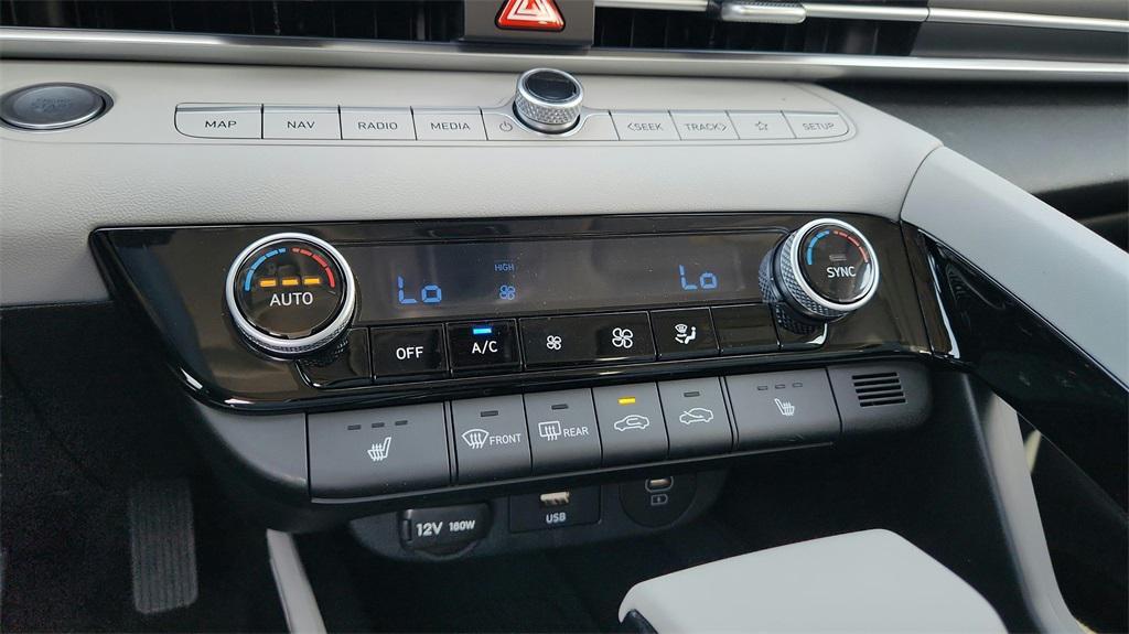 new 2025 Hyundai Elantra car, priced at $26,980