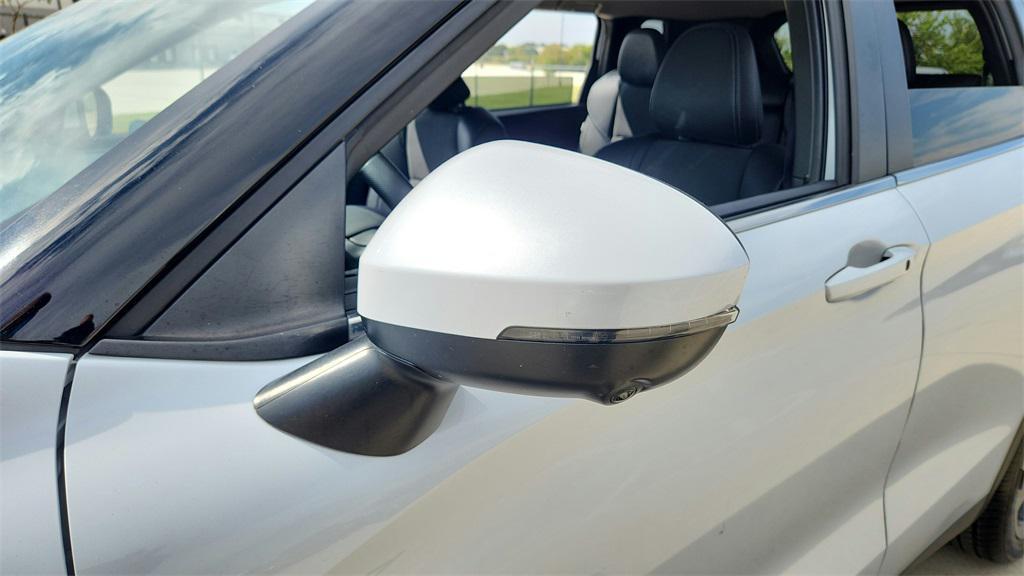 used 2024 Mitsubishi Outlander car, priced at $22,469