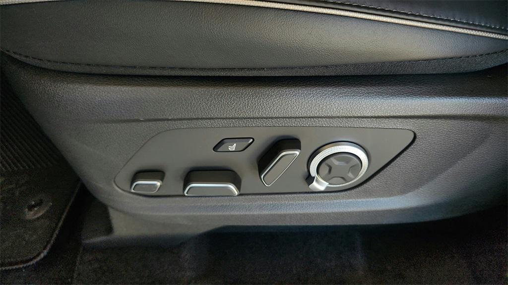 new 2025 Hyundai Palisade car, priced at $52,500