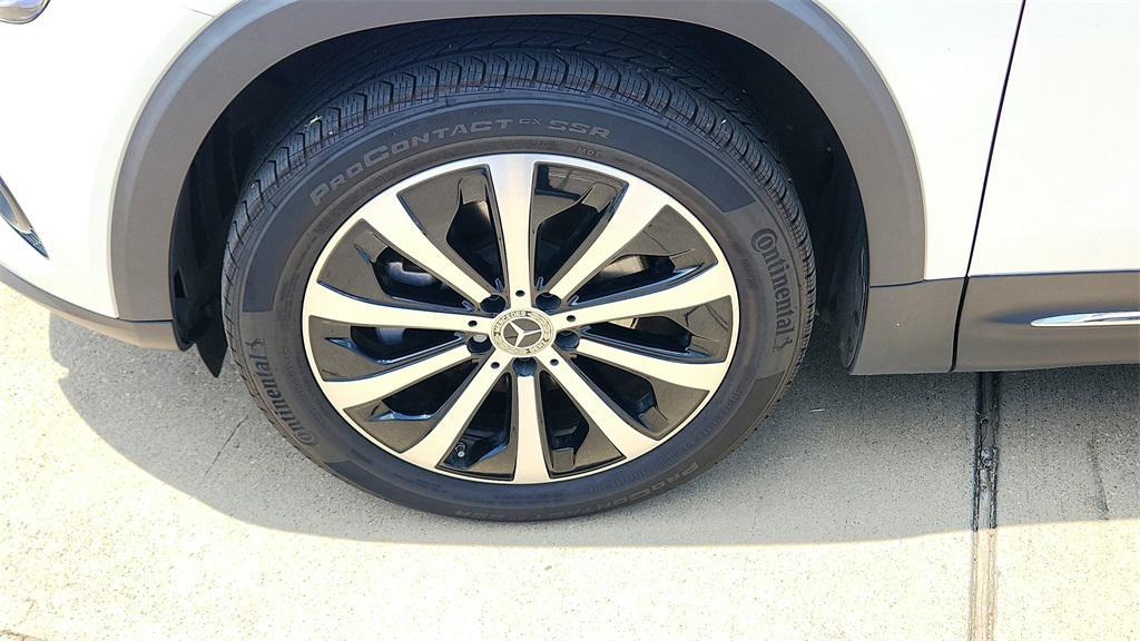 used 2023 Mercedes-Benz GLB 250 car, priced at $31,455
