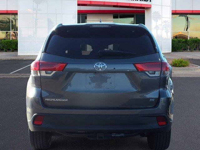 used 2017 Toyota Highlander car, priced at $21,581