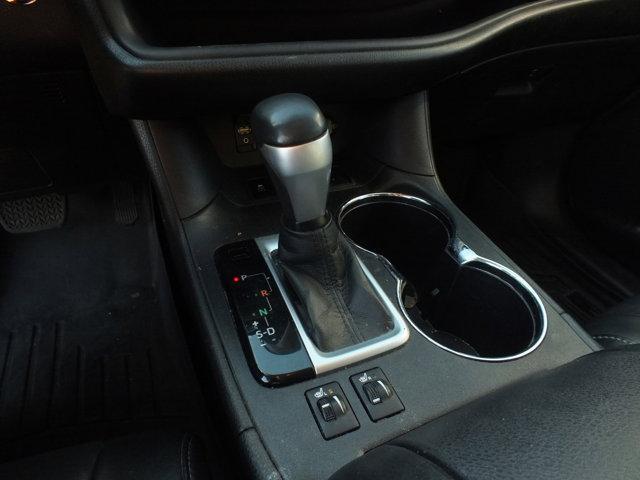 used 2017 Toyota Highlander car, priced at $21,581