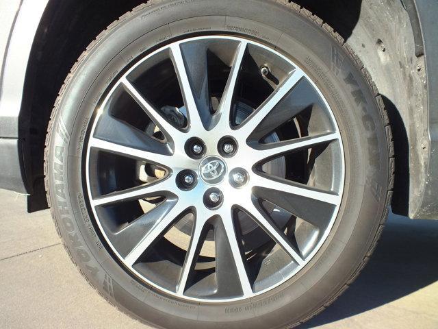 used 2017 Toyota Highlander car, priced at $21,581