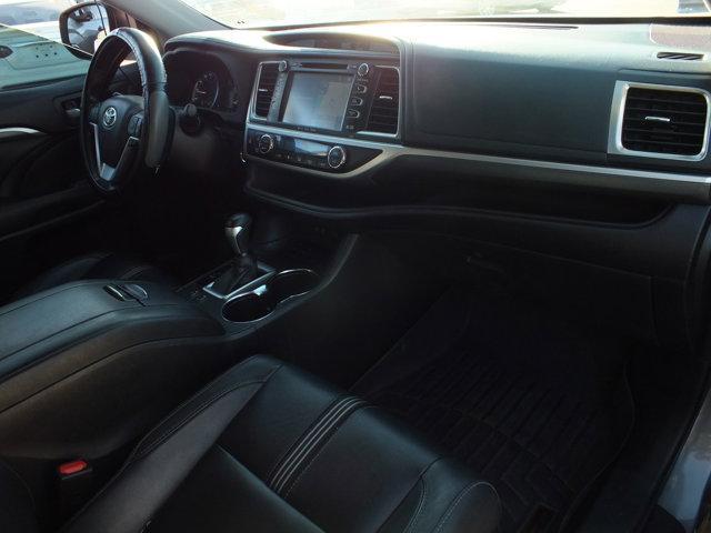 used 2017 Toyota Highlander car, priced at $21,581