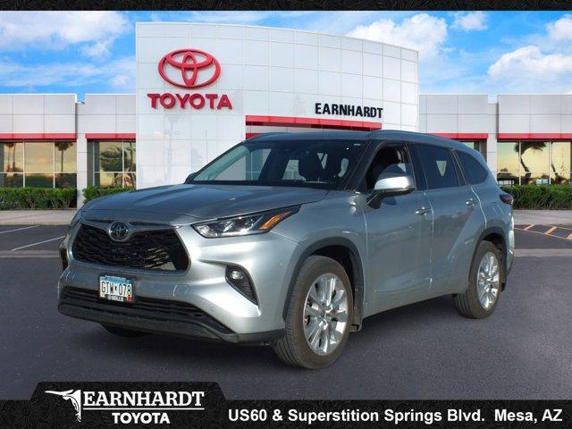 used 2021 Toyota Highlander car, priced at $32,981