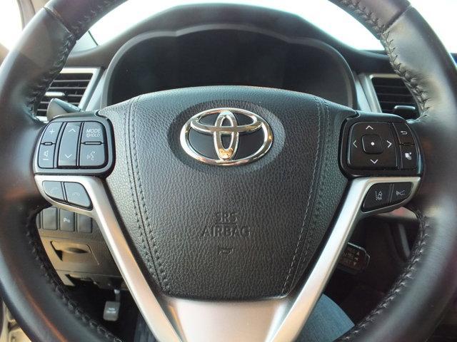 used 2019 Toyota Highlander car, priced at $26,981
