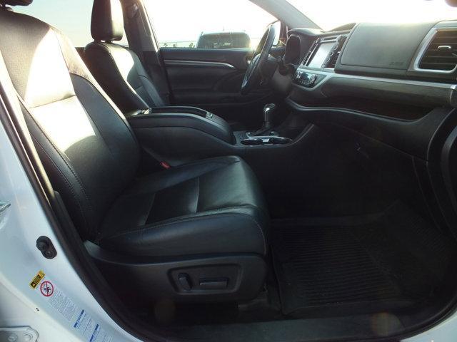 used 2019 Toyota Highlander car, priced at $26,981