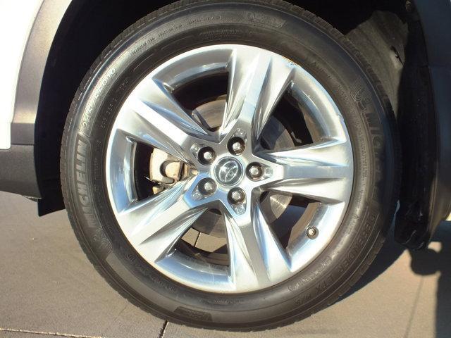 used 2019 Toyota Highlander car, priced at $26,981