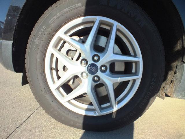 used 2022 Ford Edge car, priced at $17,384