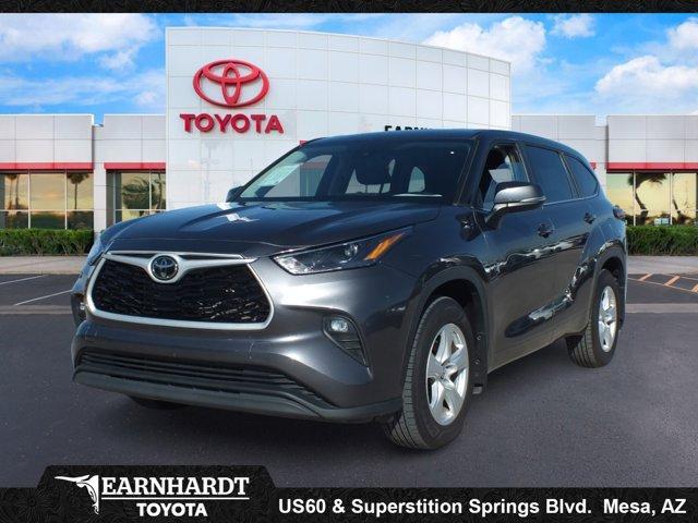 used 2024 Toyota Highlander car, priced at $31,984