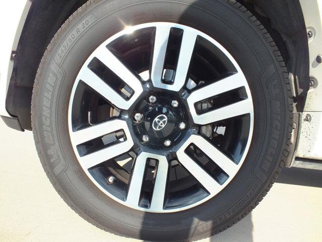 used 2014 Toyota 4Runner car, priced at $22,984