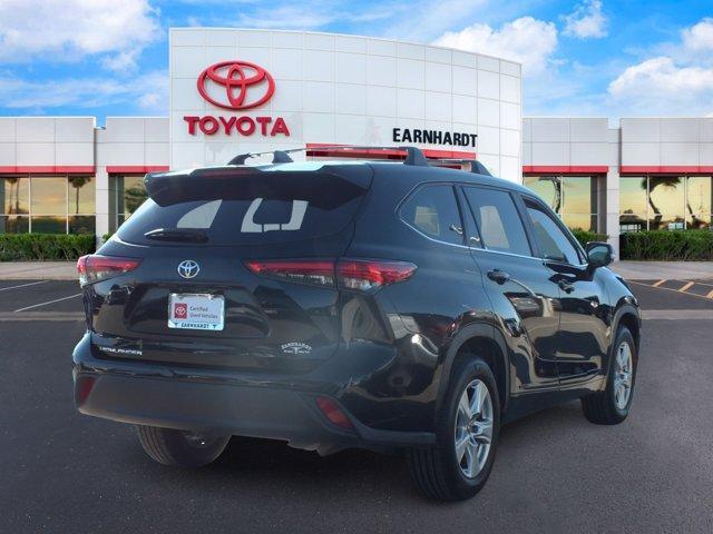 used 2023 Toyota Highlander car, priced at $27,781