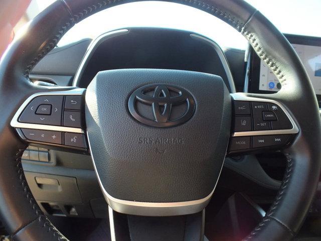 used 2023 Toyota Highlander car, priced at $32,981