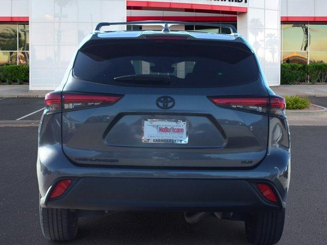 used 2023 Toyota Highlander car, priced at $32,981