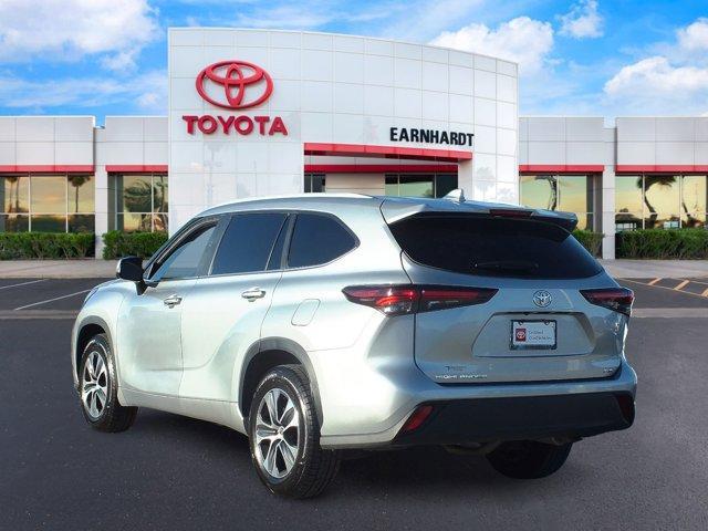 used 2024 Toyota Highlander car, priced at $35,884