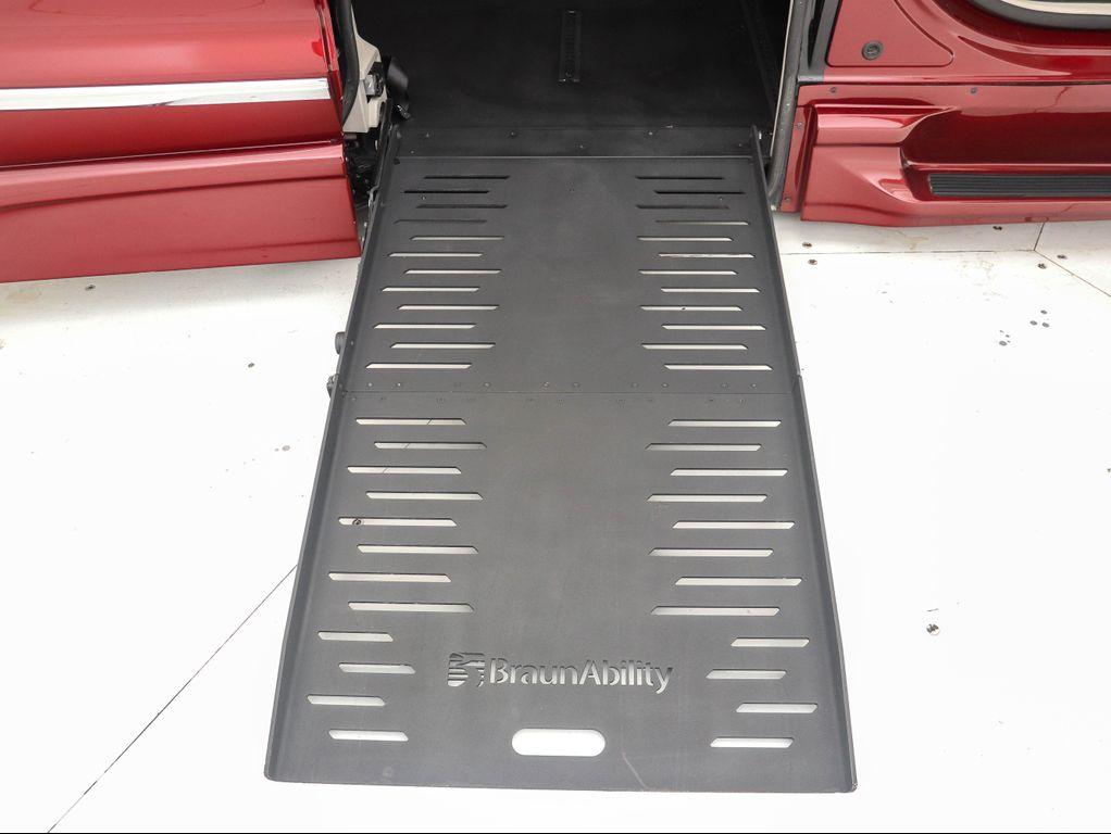 used 2019 Chrysler Pacifica car, priced at $32,900