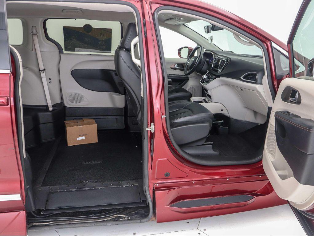 used 2018 Chrysler Pacifica car, priced at $36,900