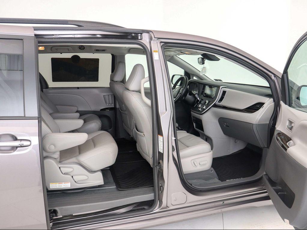 used 2020 Toyota Sienna car, priced at $32,900