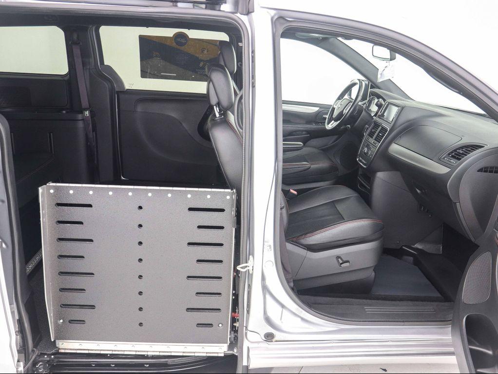 used 2019 Dodge Grand Caravan car, priced at $37,500