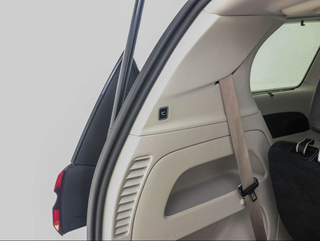 used 2022 Chrysler Pacifica car, priced at $20,900