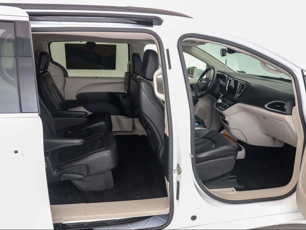 used 2022 Chrysler Pacifica car, priced at $20,900