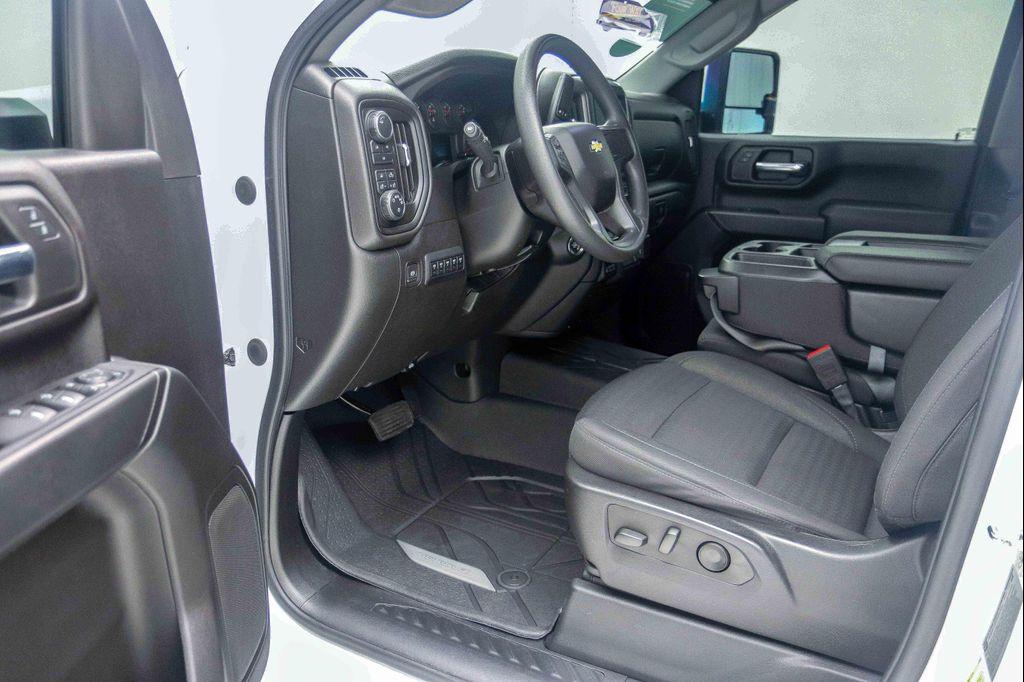 used 2024 Chevrolet Silverado 2500 car, priced at $48,900