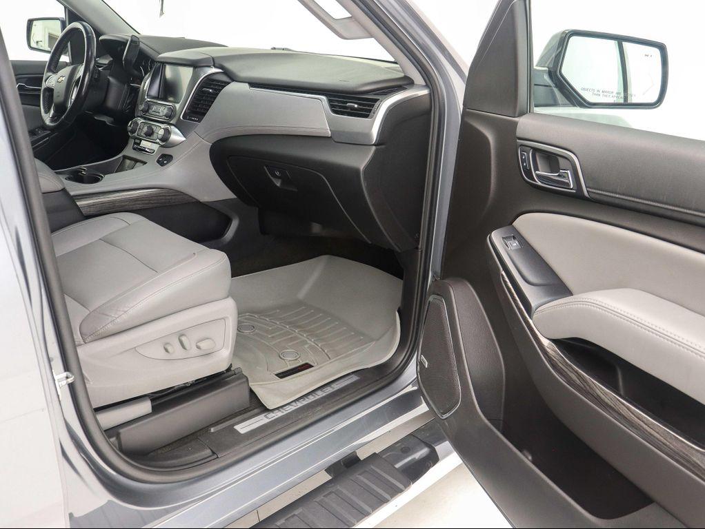 used 2018 Chevrolet Suburban car, priced at $28,900