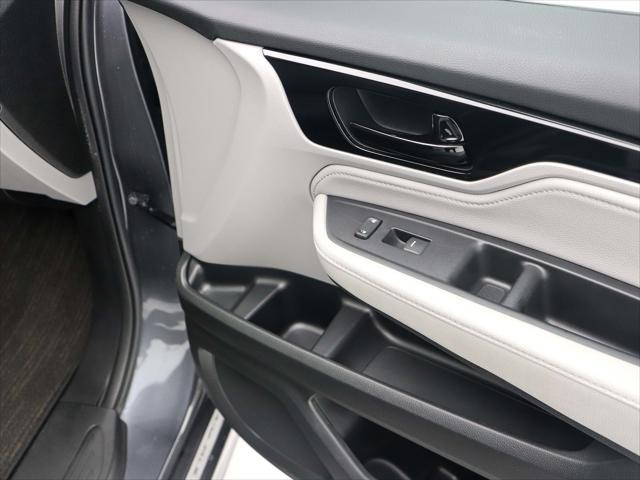used 2023 Honda Odyssey car, priced at $25,500